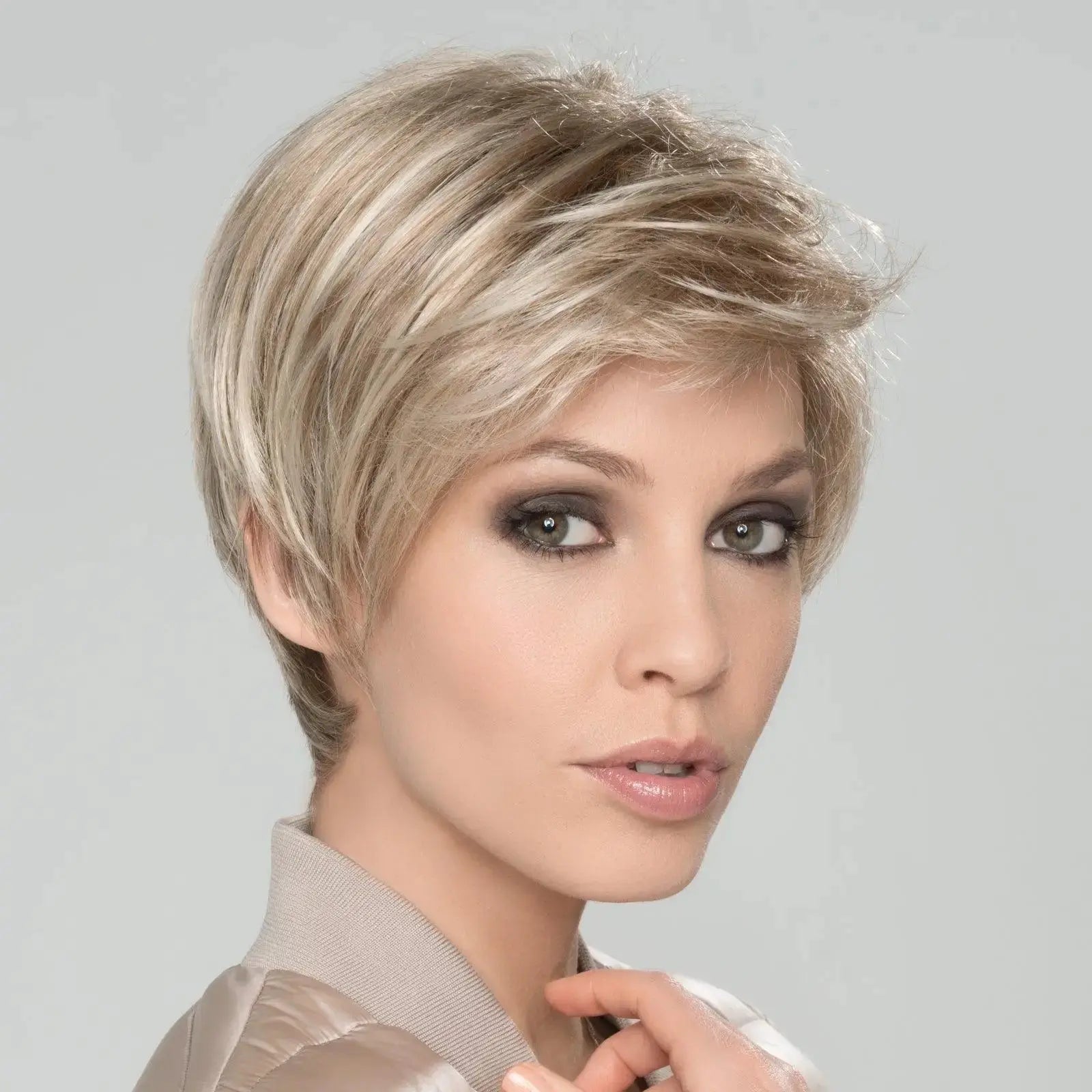 Kunsthaarperücke-Nogi Beauty Shop