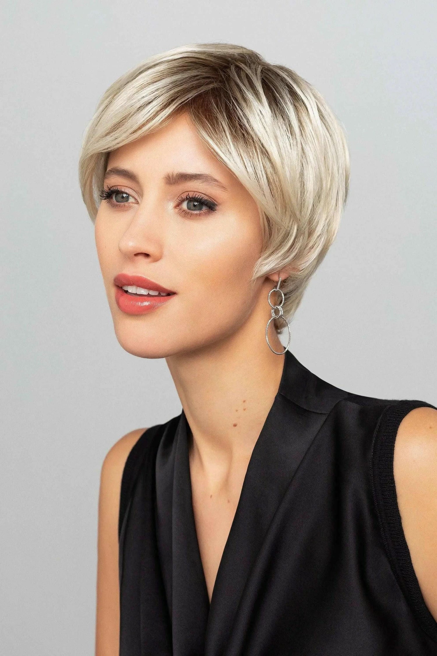 Von Gisele Mayer Leilah Mono